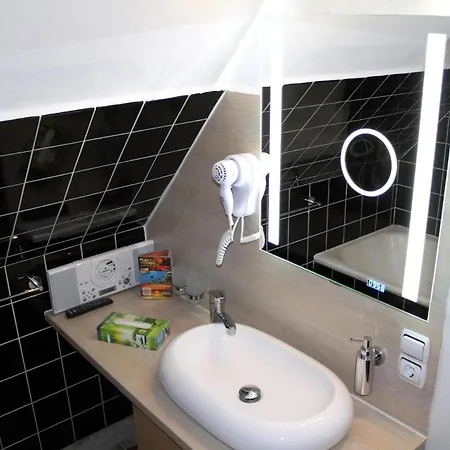 Apartment Schoene In Mit Garten