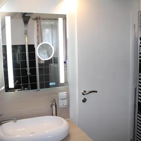 Apartment Schoene In Mit Garten Daun