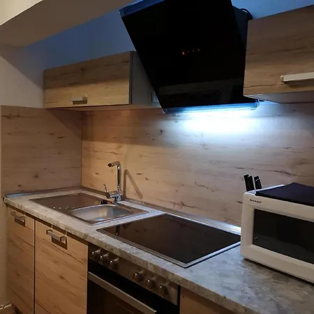 Apartment Schoene In Mit Garten